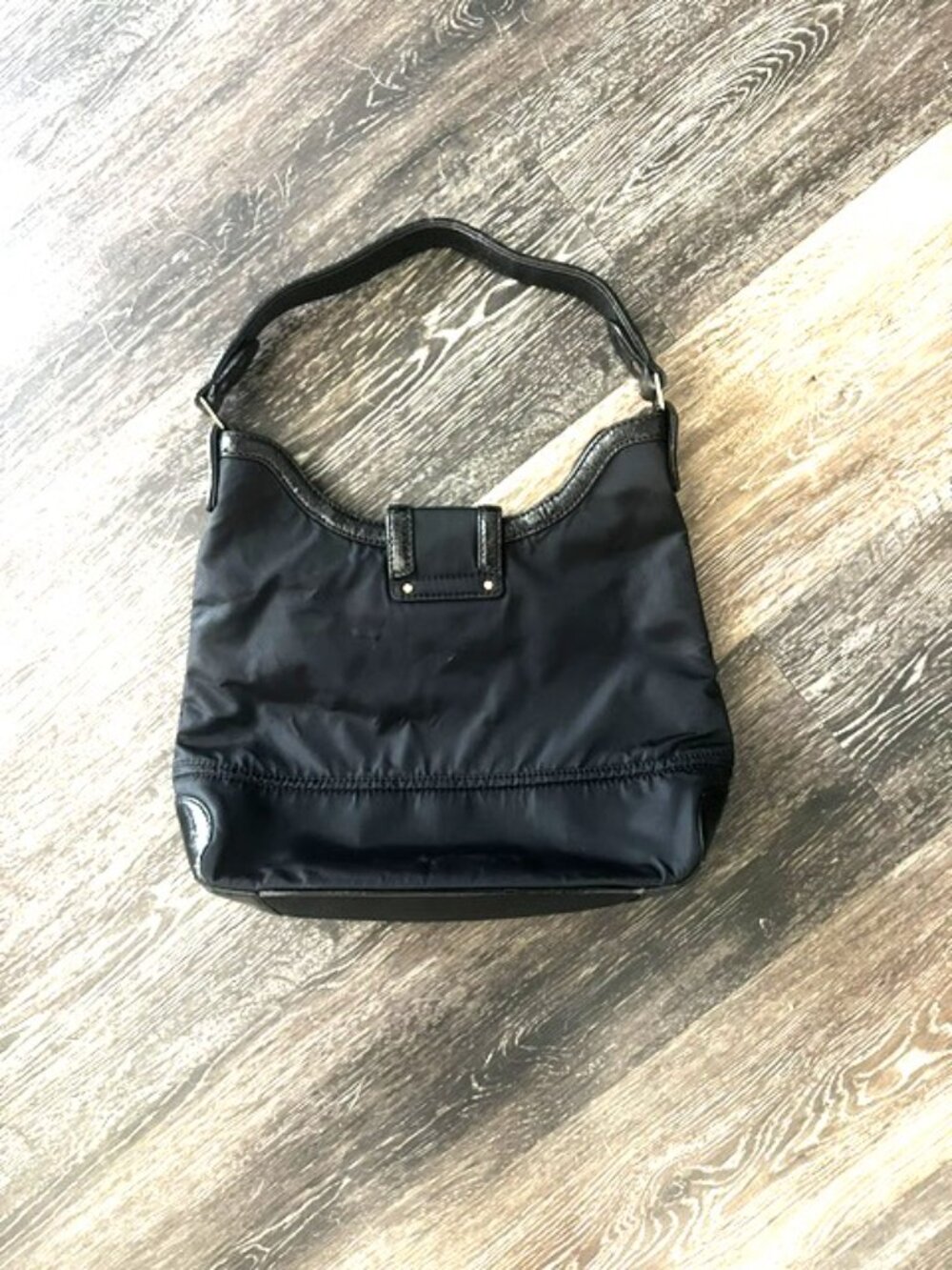 Women's Kate Spade Handbag Black Purse, Purple inside. So Clean Excellent Cond! - Picture 3 of 5